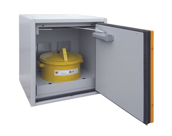 Gefahrstoffschrank