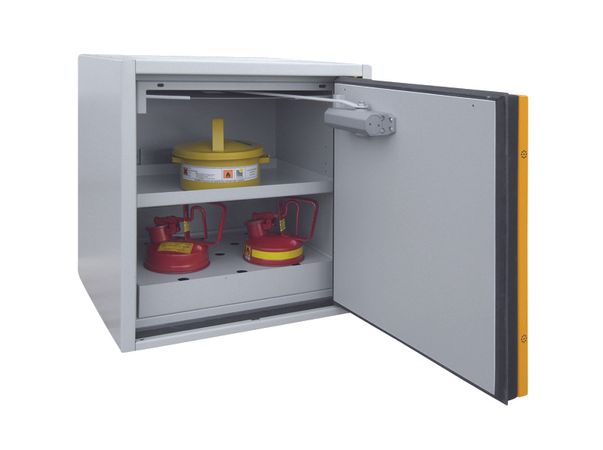 Lagerung Desinfektionsreiniger | GEFAHRSTOFFSCHRANK | Sicherheitsschrank l Abzugsunterschrank nach DIN EN 14470-1 und TRGS 510