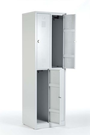  Garderobenschrank